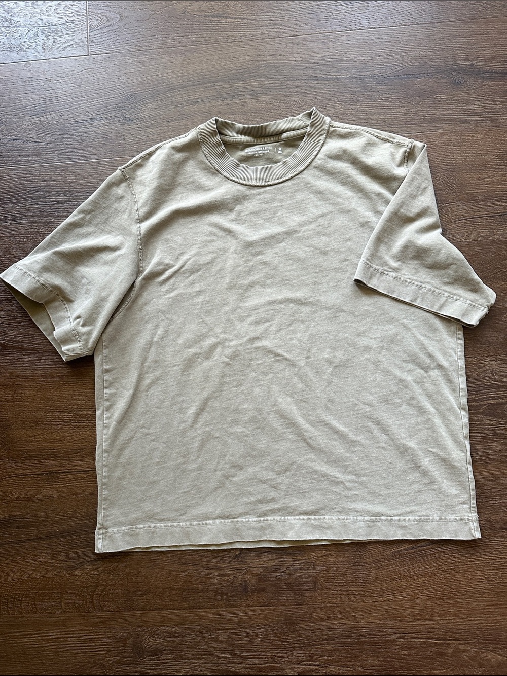 Abercrombie & Fitch Women's Short Sleeve Tee in Light Beige